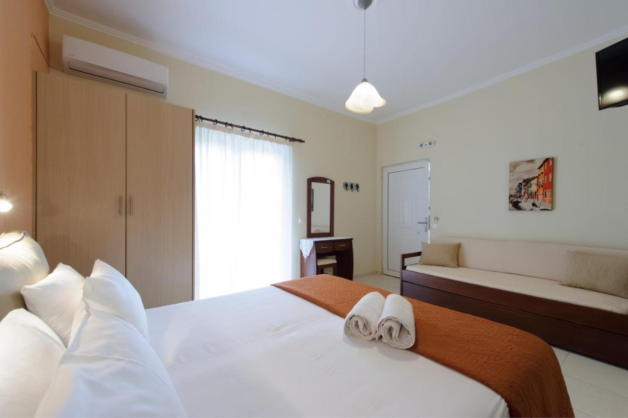 Kefalas Apartments Parga Exterior photo