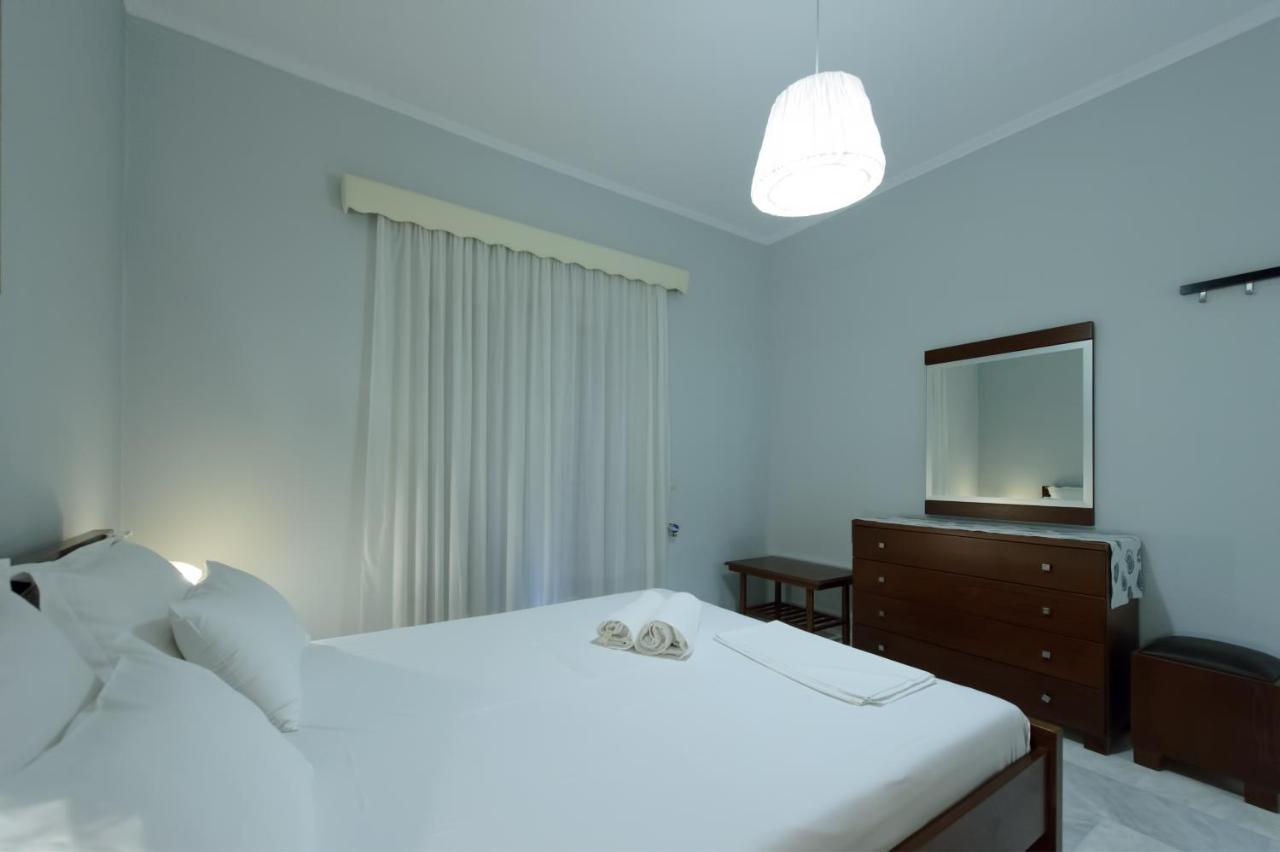 Kefalas Apartments Parga Exterior photo