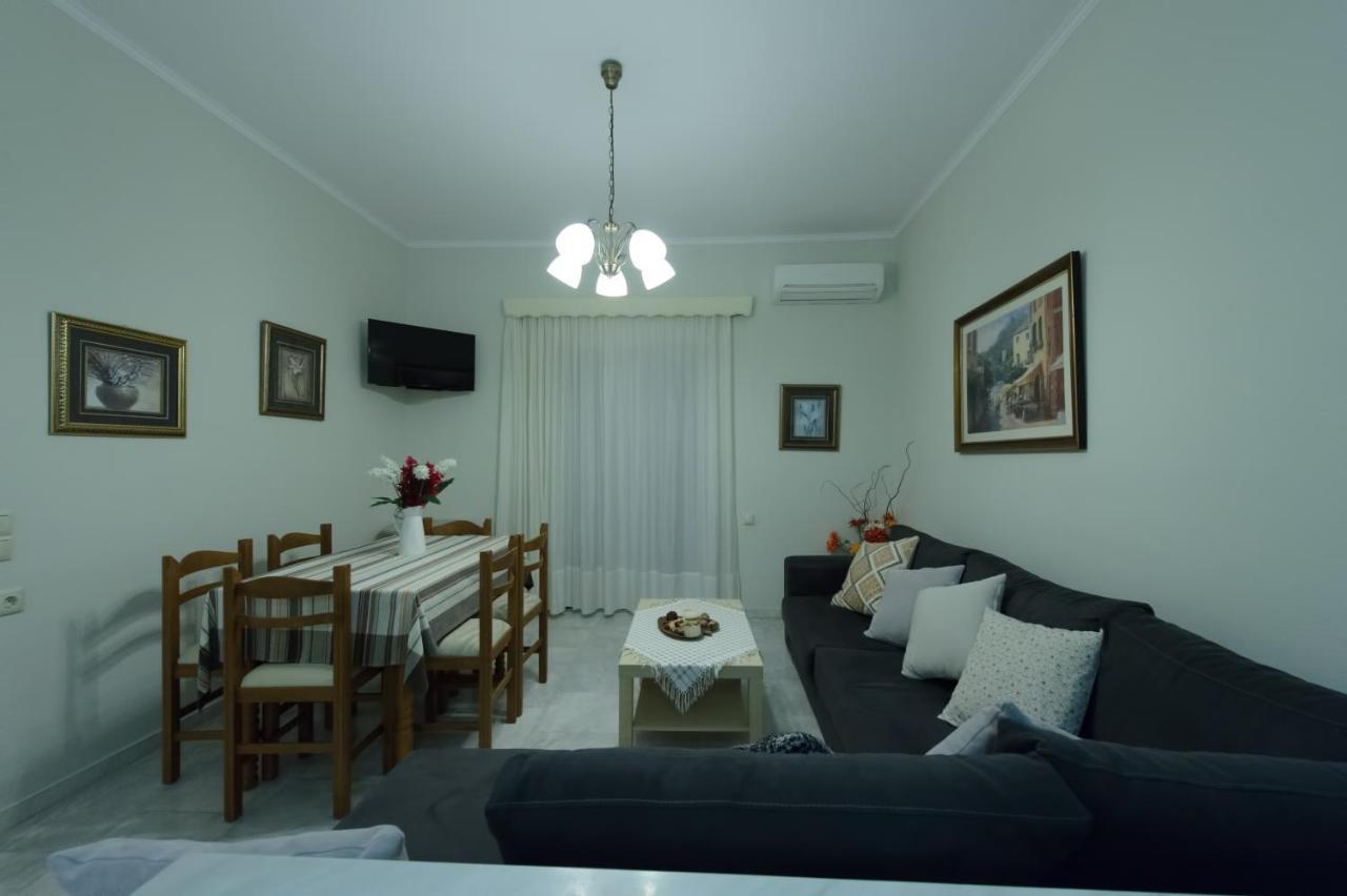 Kefalas Apartments Parga Exterior photo